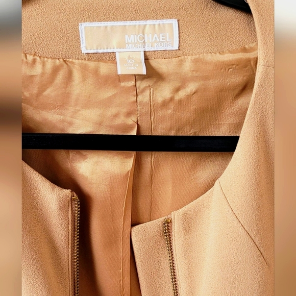 Michael Kors Tan Blazer Jacket - Picture 2 of 6